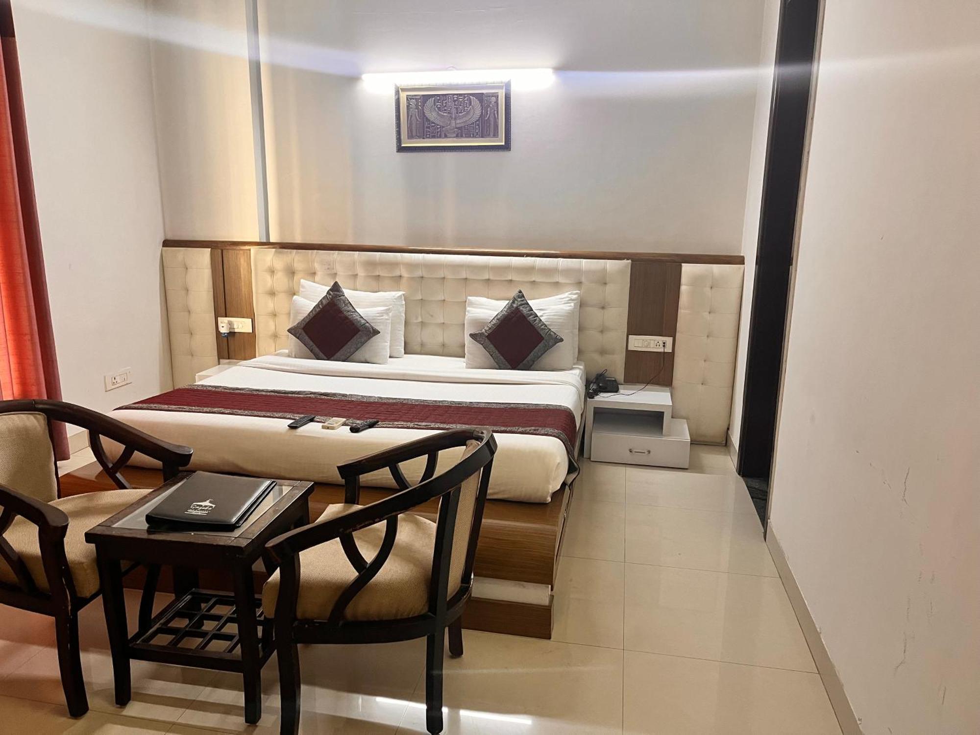Gazebo Inn & Suites Medanta Gurgaon Exterior foto