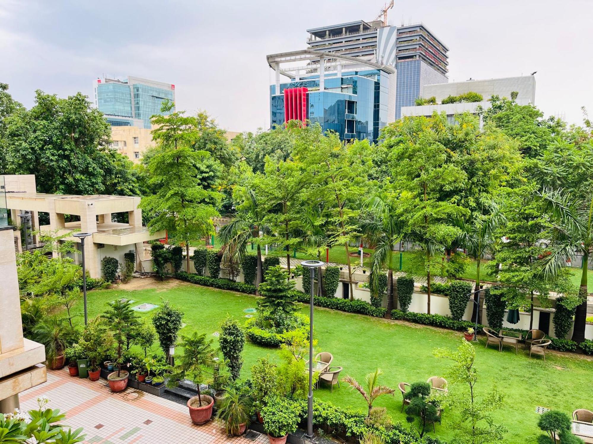 Gazebo Inn & Suites Medanta Gurgaon Exterior foto
